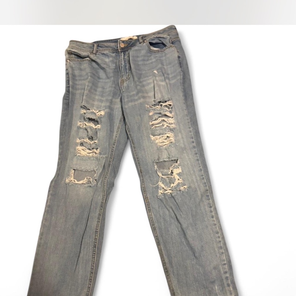 High Rise Ripped Jeans - Picture 2 of 2